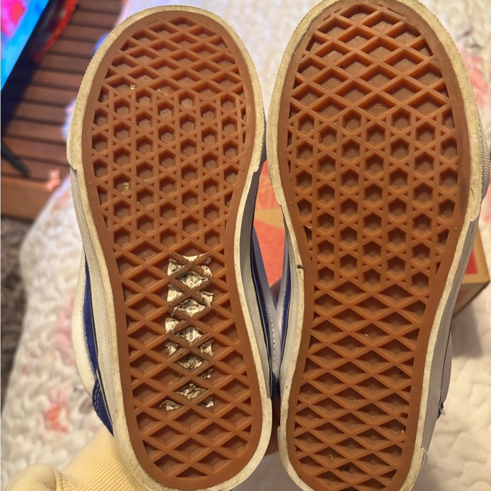 Vans Kids Blue and White Low-Top Sneakers - Picture 5 of 5
